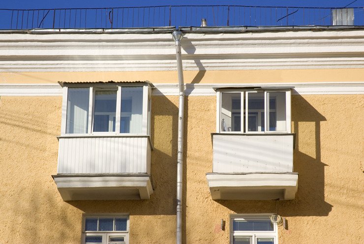 Сколько стоит застеклить балкон или лоджию пластиковыми окна.